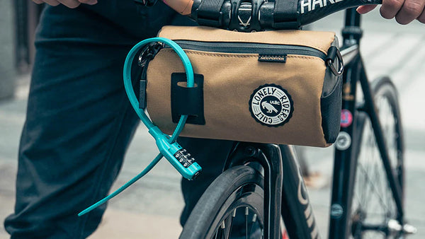 ULAC Handlebar Roll Bag 2.7L with Carabiner