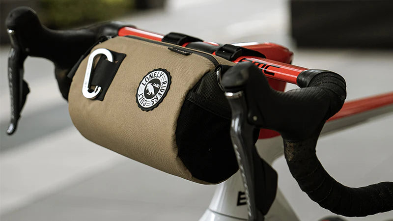 ULAC Handlebar Roll Bag 2.7L with Carabiner